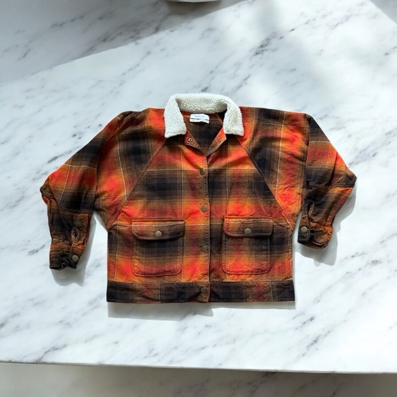Urban Outfitters Plaid Shacket - Picture 1 of 5